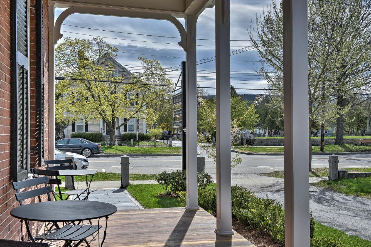 The Burrell House Hotell Keene Exteriör bild